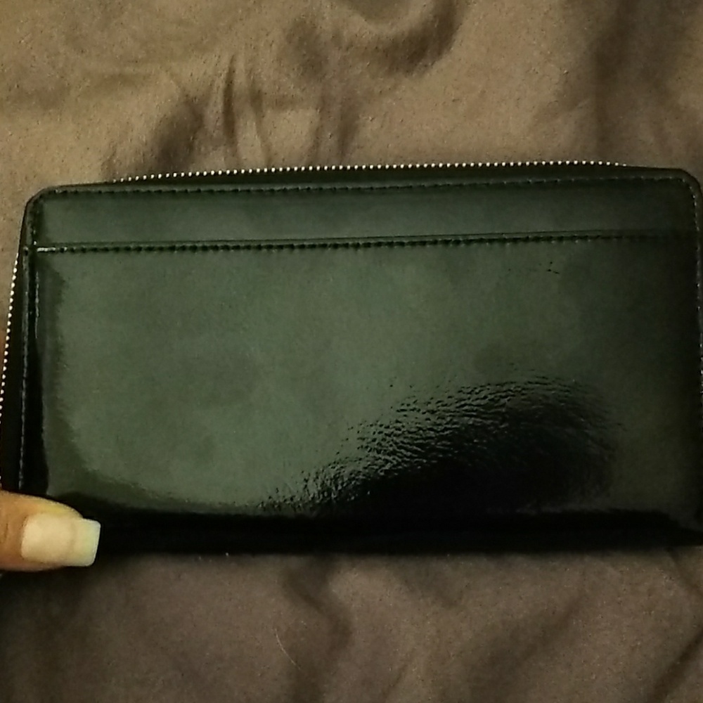 MAKE OFFER! 😍 Kate Spade Lacey wallet - Picture 3 of 3